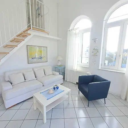 Sweet Apartment *