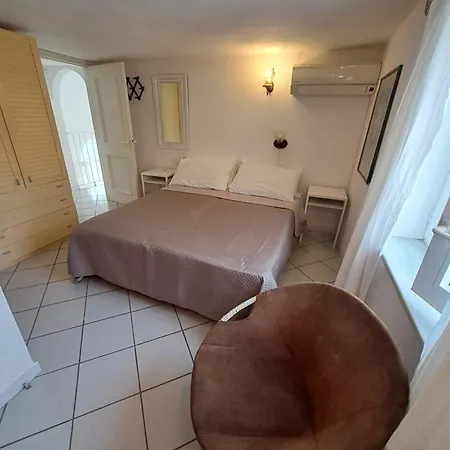 Apartment Sweet *